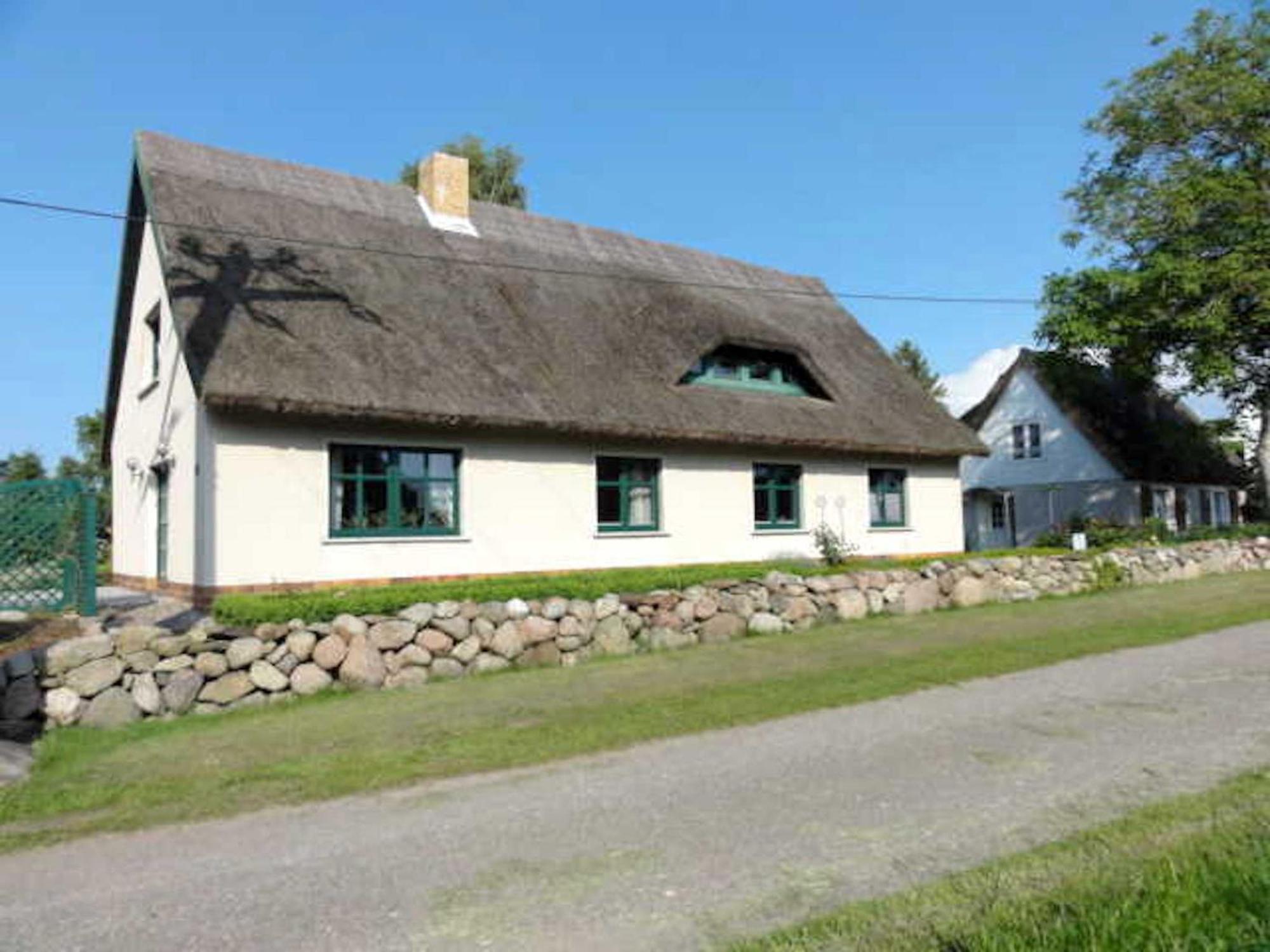 Reetdachhaus "Landhaus Ulrich" Lubkow 外观 照片